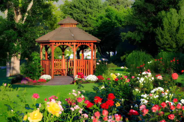 Custom Gazebo Construction
