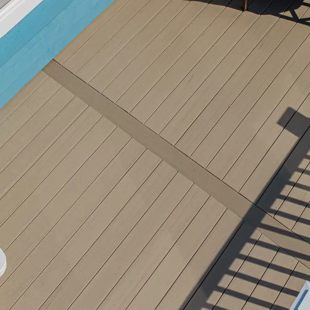 close-up-view-of-the-pvc-brown-deck-in-outer-banks-nc